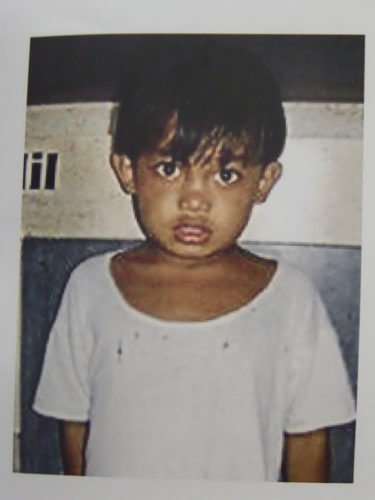 Christel 3 år från Fillipinerna.